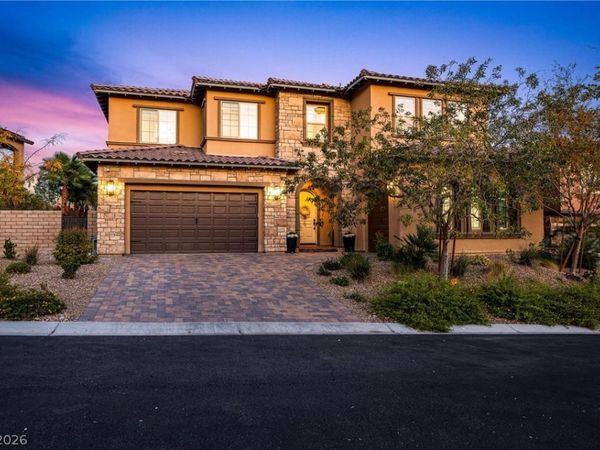 472 Bosco Di Fiore Street , Las Vegas, NV 89138