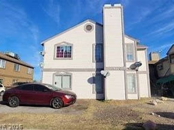 4220 Middlesex Avenue, Unit D, Las Vegas, NV 89110