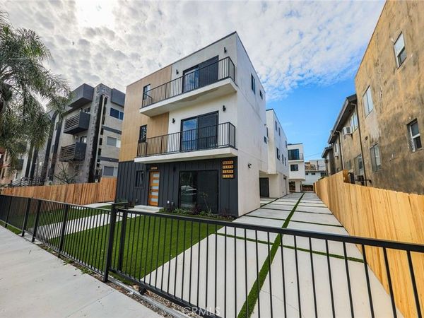 1239 N Orange Drive, Unit 4, Los Angeles, CA 90038