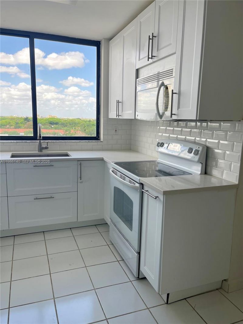 441 Valencia Ave, Unit 803, Coral Gables, FL 33134 Photo