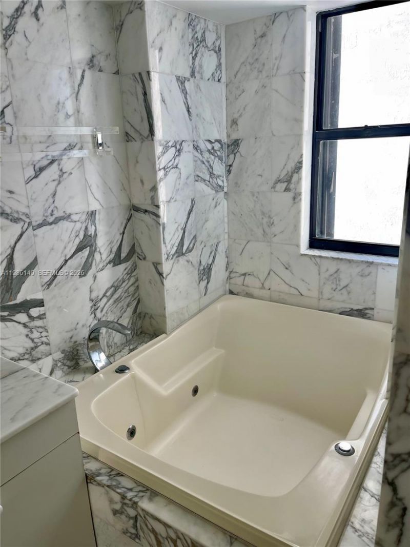 441 Valencia Ave, Unit 803, Coral Gables, FL 33134 Photo