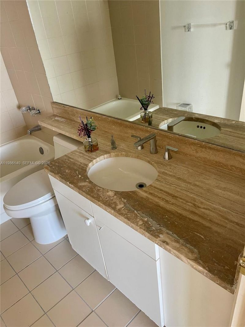 441 Valencia Ave, Unit 803, Coral Gables, FL 33134 Photo