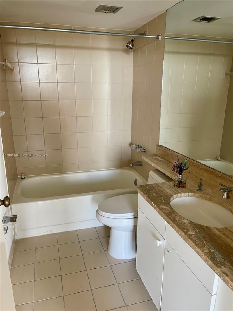 441 Valencia Ave, Unit 803, Coral Gables, FL 33134 Photo