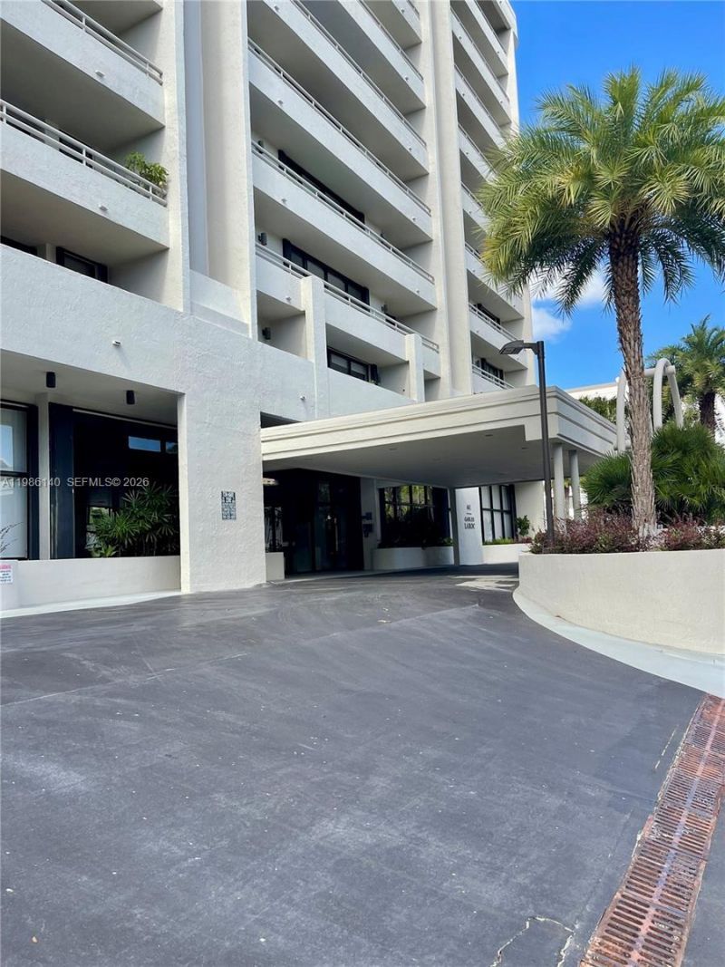 441 Valencia Ave, Unit 803, Coral Gables, FL 33134 Photo