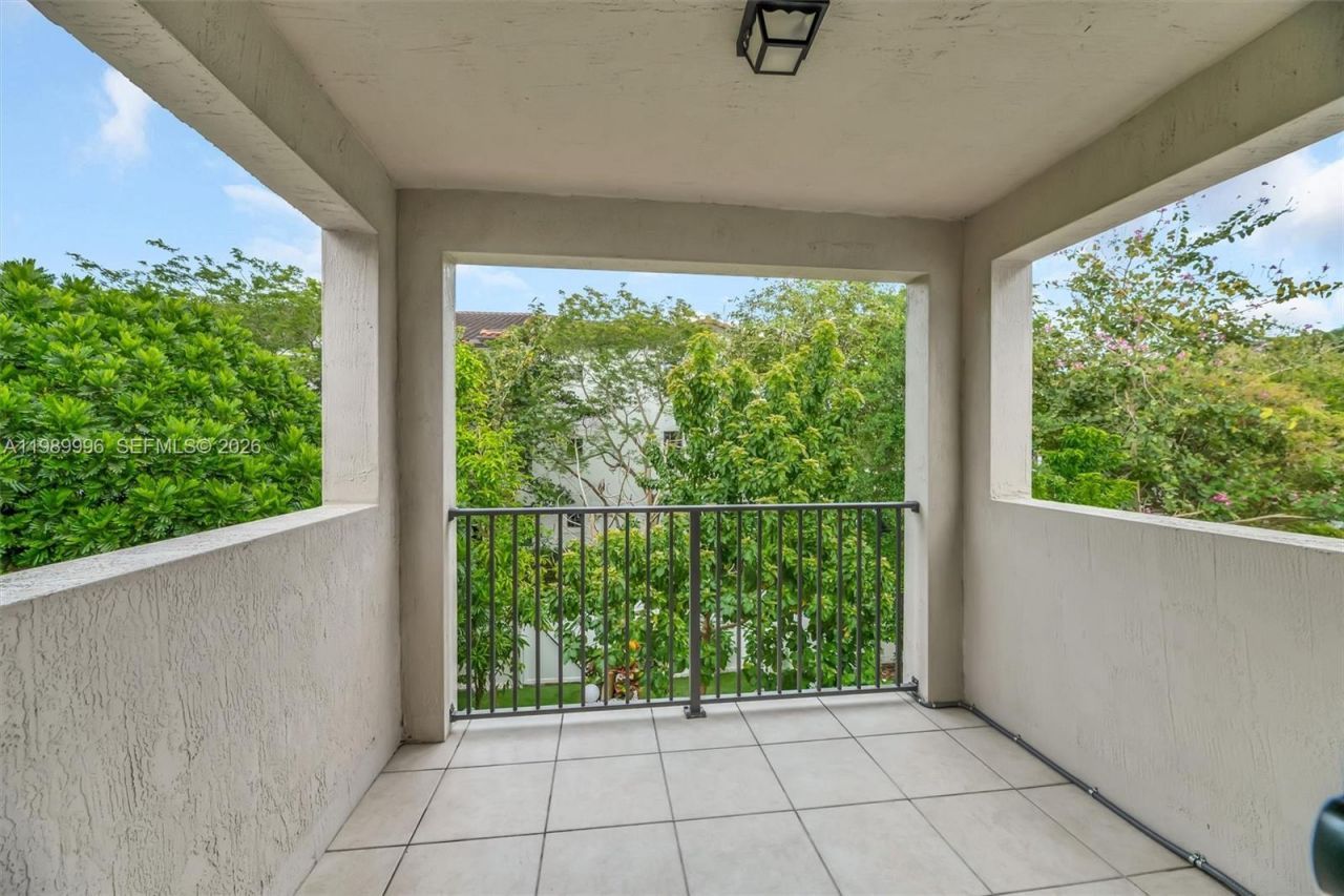 330 NW 33rd Ln, Pompano Beach, FL 33069 Photo