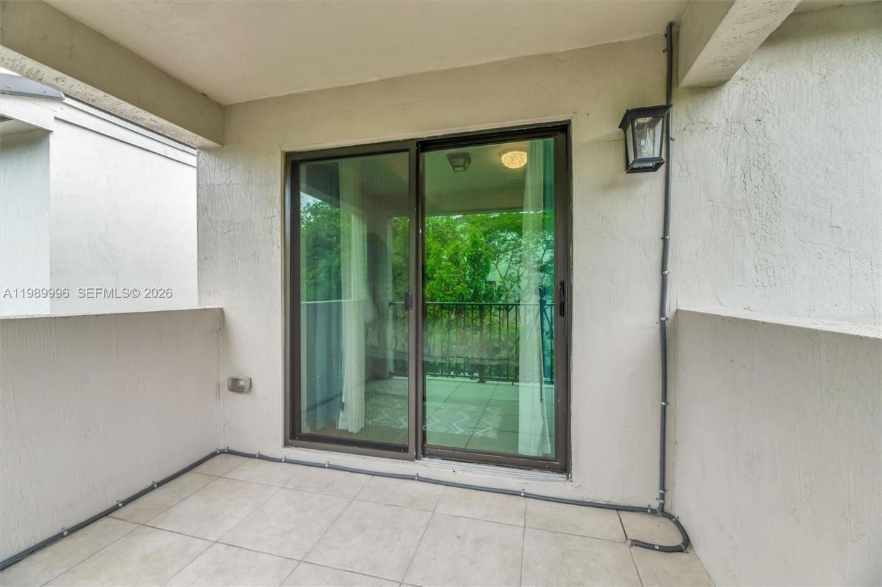 330 NW 33rd Ln, Pompano Beach, FL 33069 Photo