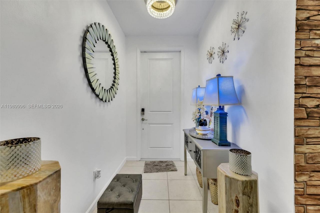 330 NW 33rd Ln, Pompano Beach, FL 33069 Photo