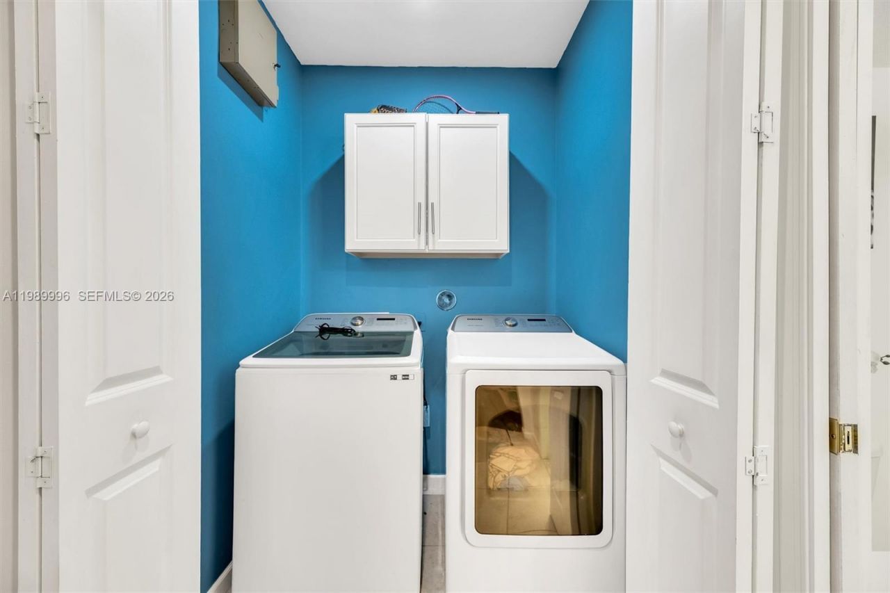 330 NW 33rd Ln, Pompano Beach, FL 33069 Photo