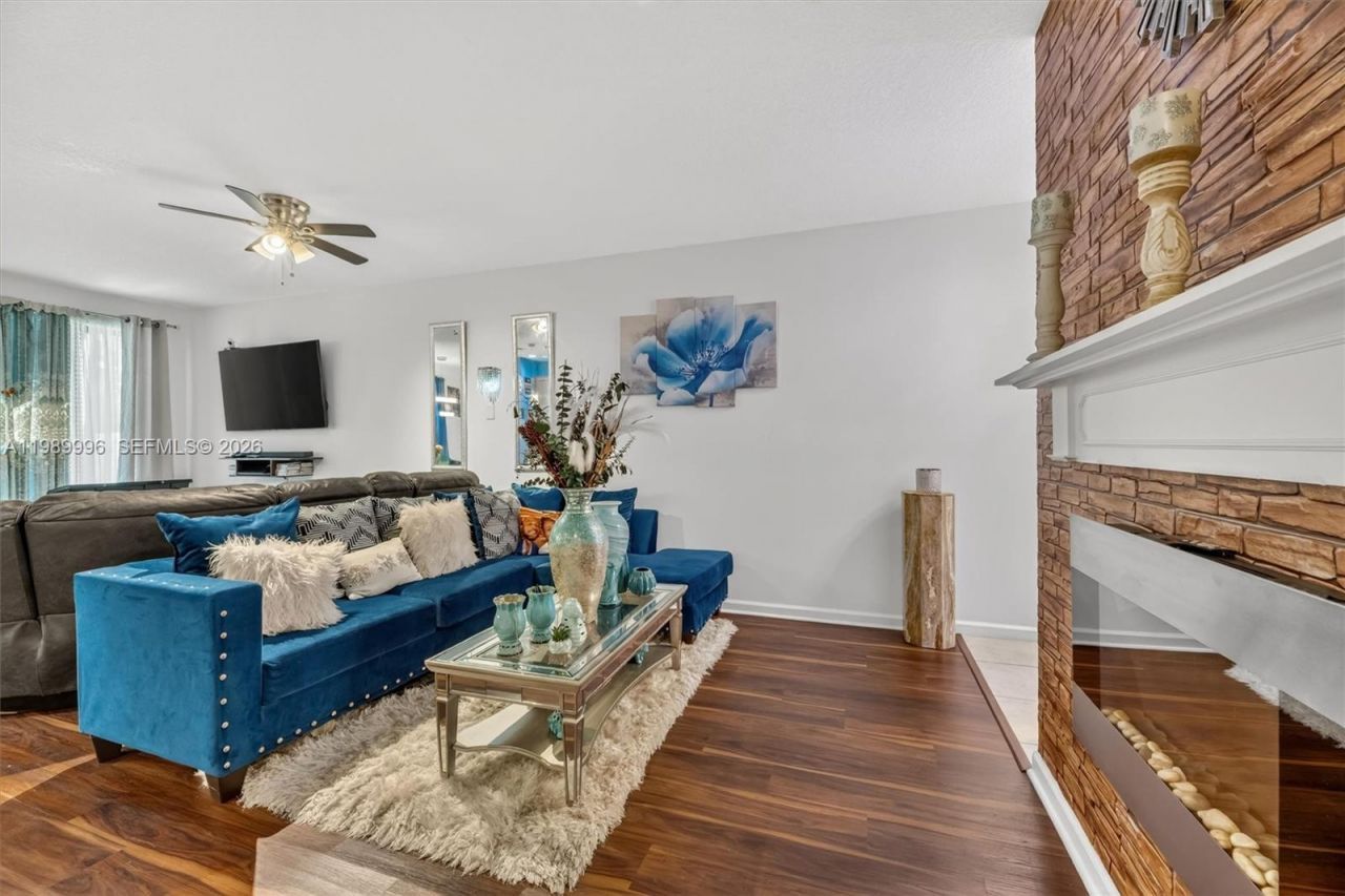 330 NW 33rd Ln, Pompano Beach, FL 33069 Photo