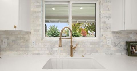 2932 Kadema Dr, Sacramento, CA 95864 Photo