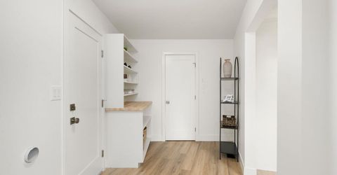 2932 Kadema Dr, Sacramento, CA 95864 Photo