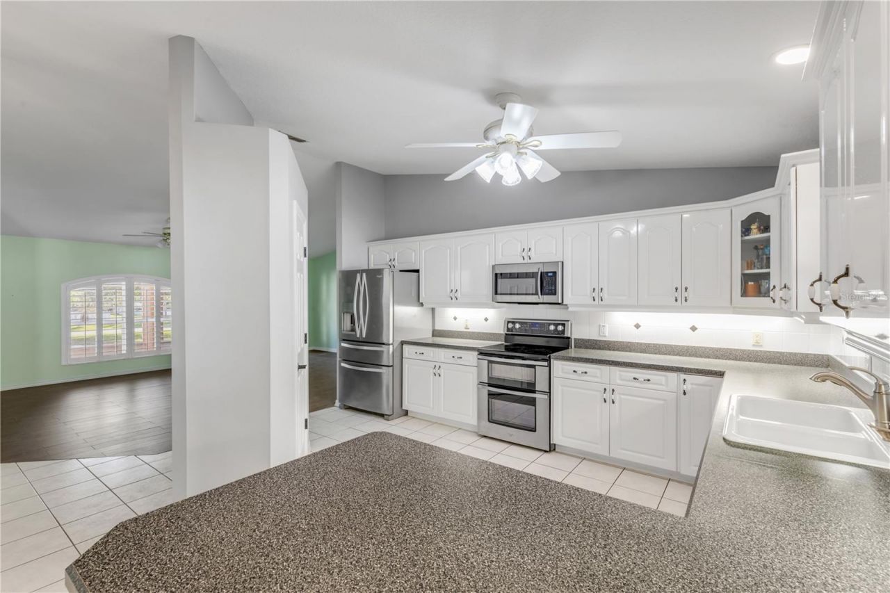 2530 Tamarind Drive, Edgewater, FL 32141 Photo