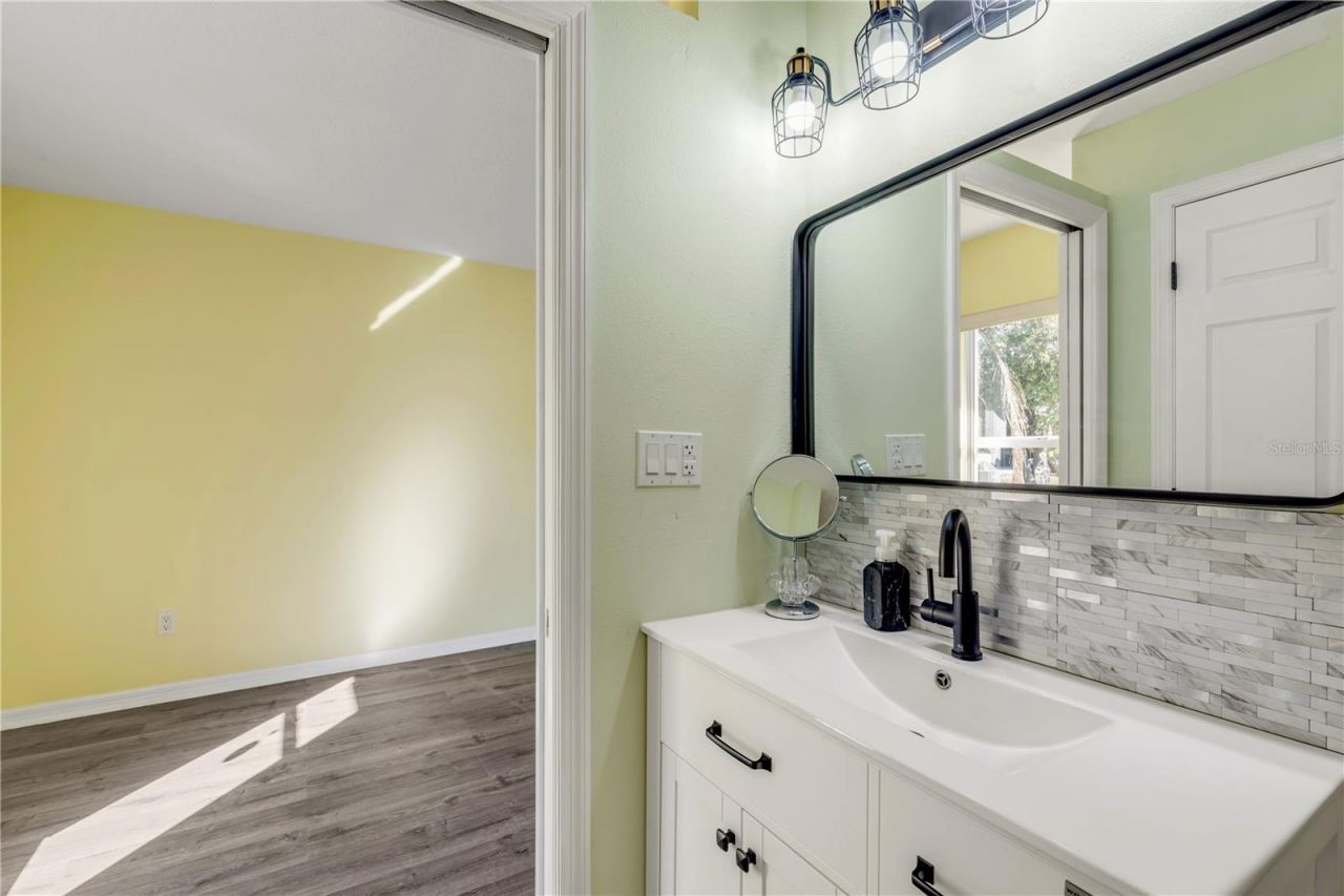 2530 Tamarind Drive, Edgewater, FL 32141 Photo