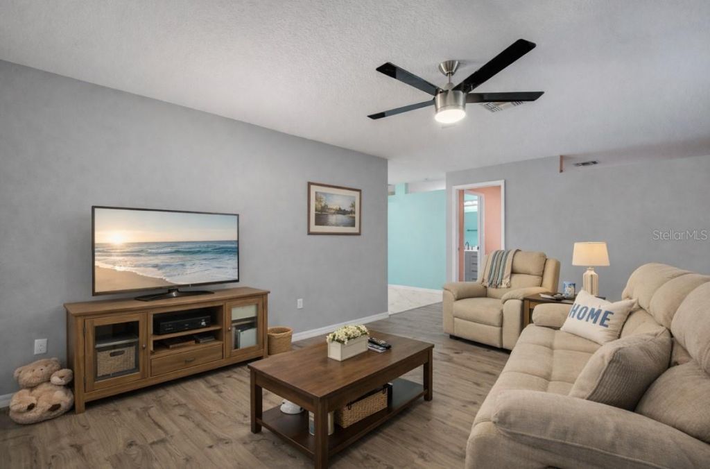 2530 Tamarind Drive, Edgewater, FL 32141 Photo