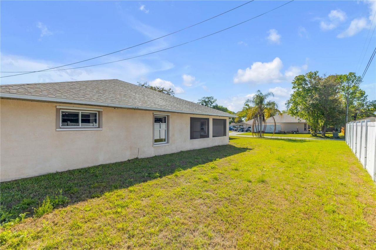 2530 Tamarind Drive, Edgewater, FL 32141 Photo
