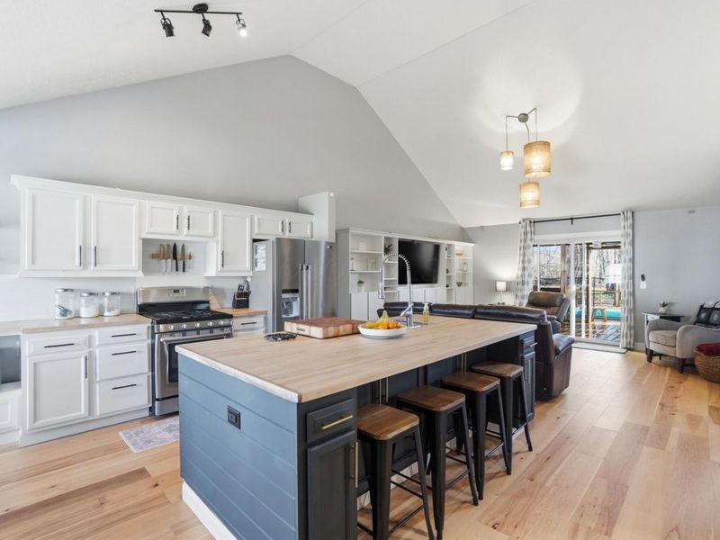 516 Sandmar Drive, Blacklick, OH 43004 Photo 12