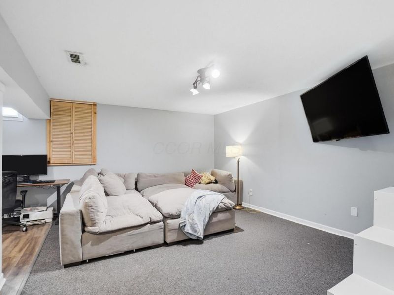 516 Sandmar Drive, Blacklick, OH 43004 Photo 33