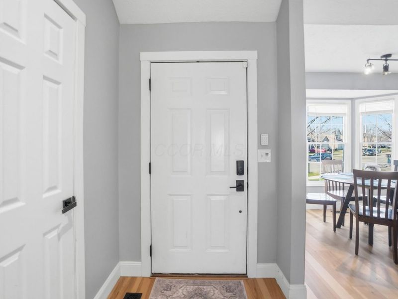 516 Sandmar Drive, Blacklick, OH 43004 Photo 4