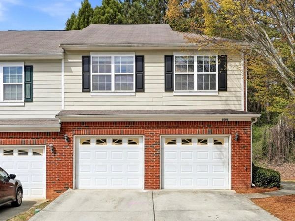 1006 Ivydale Circle, Lawrenceville, GA 30045