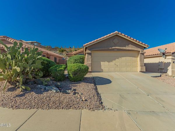 2026 E GLENHAVEN Drive, Phoenix, AZ 85048