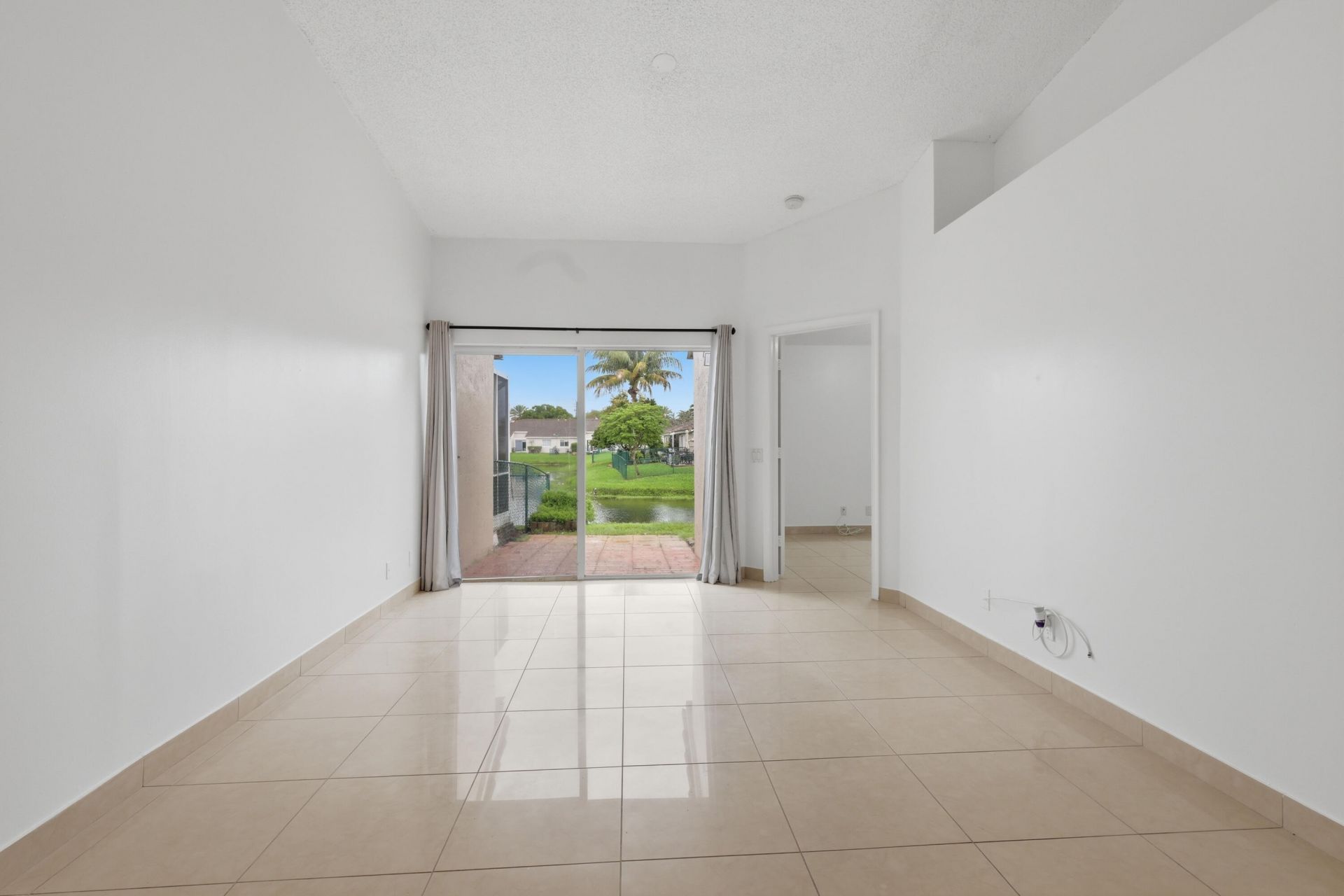 11697 SW 19th Street, Unit 11697, Miramar, FL 33025 Photo