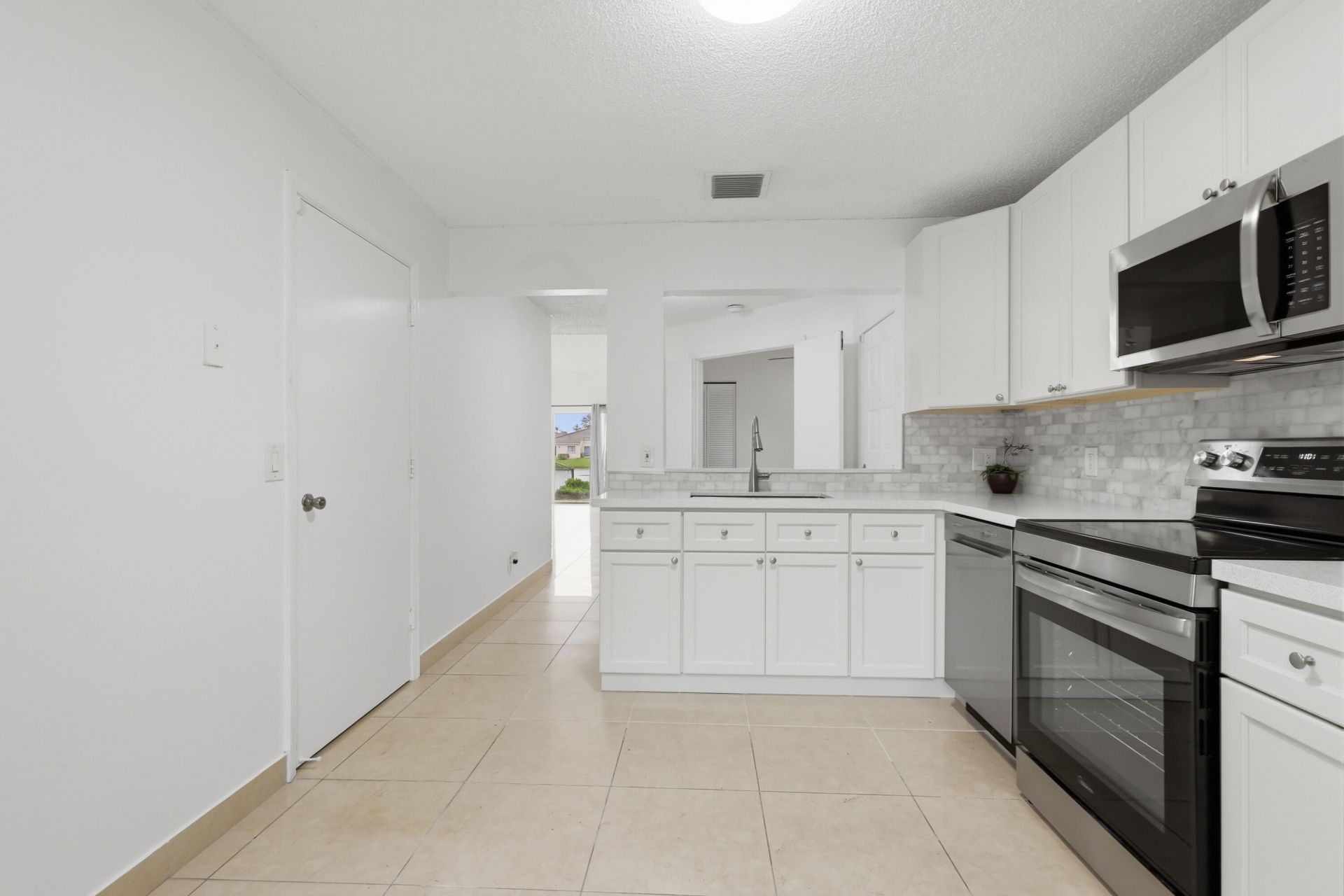 11697 SW 19th Street, Unit 11697, Miramar, FL 33025 Photo