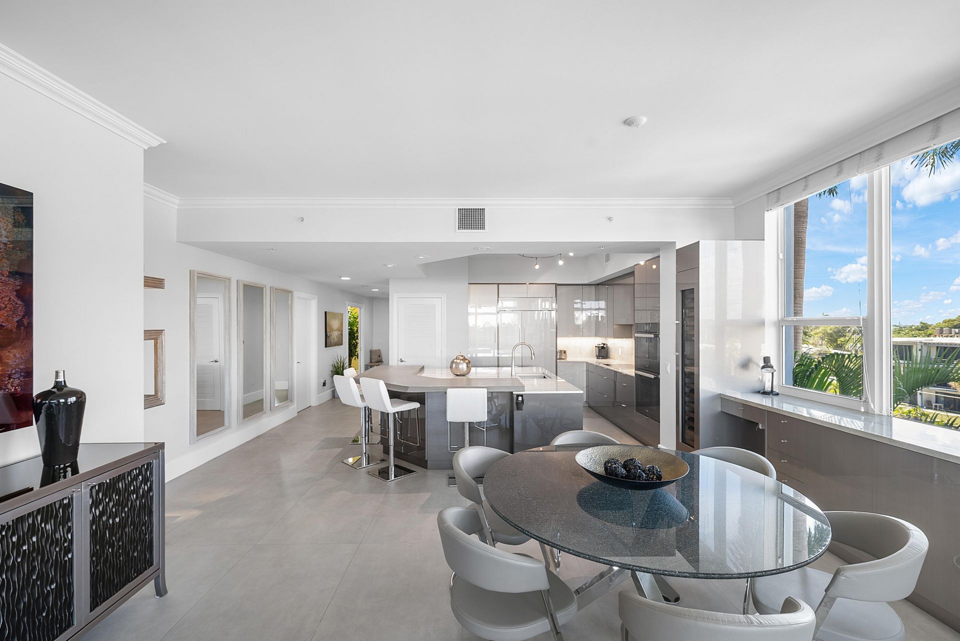 701 SE 21st Avenue, Unit 301, Deerfield Beach, FL 33441 Photo