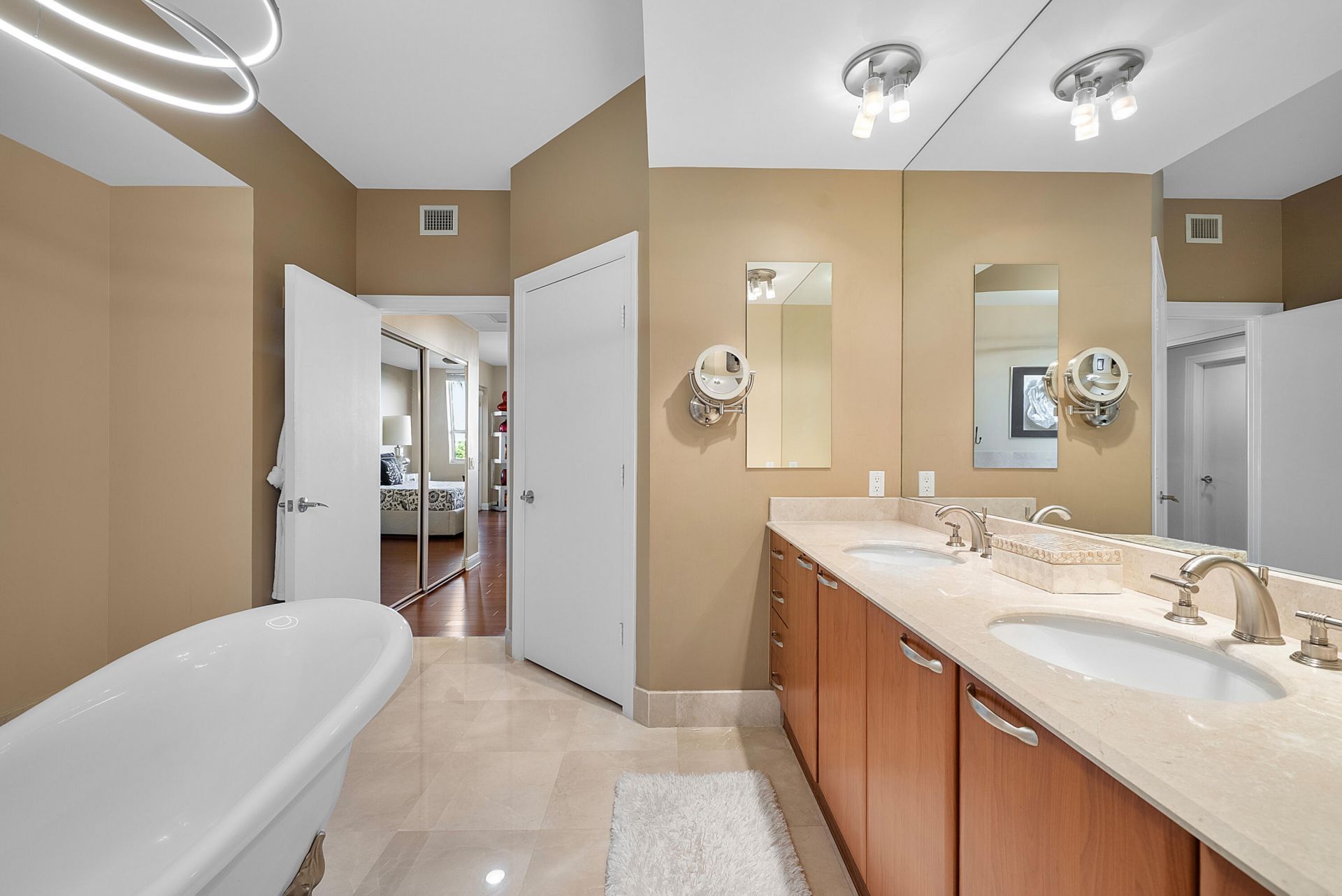 701 SE 21st Avenue, Unit 301, Deerfield Beach, FL 33441 Photo