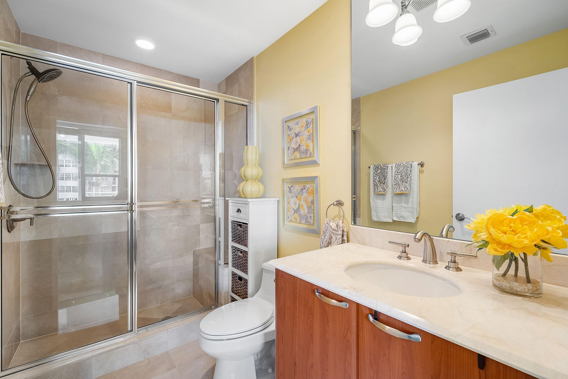 701 SE 21st Avenue, Unit 301, Deerfield Beach, FL 33441 Photo