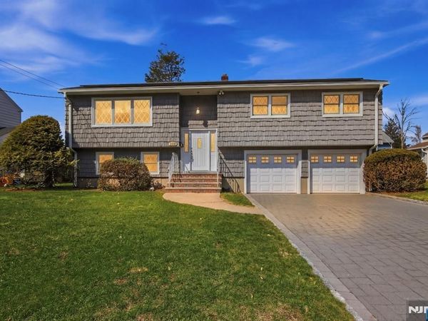 240 Ridge Road, CEDAR GROVE, NJ 07009