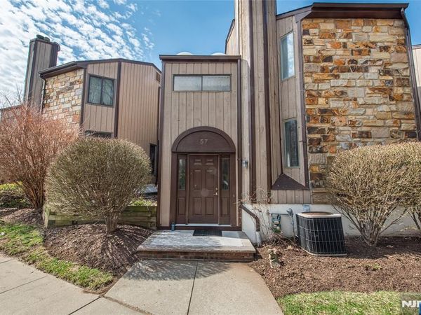 57 Edinborough Court, Washington Township, NJ 07840