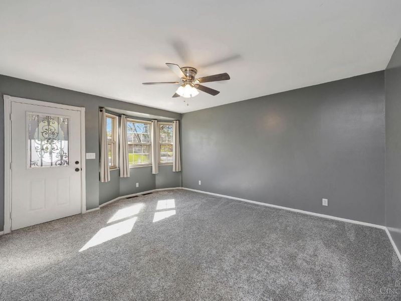 9125 Tag Drive, Springfield Twp., OH 45231 Photo 4