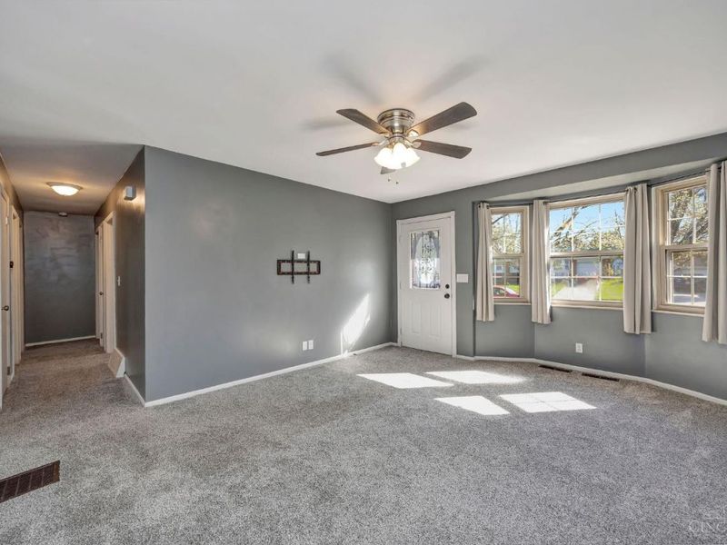 9125 Tag Drive, Springfield Twp., OH 45231 Photo 5