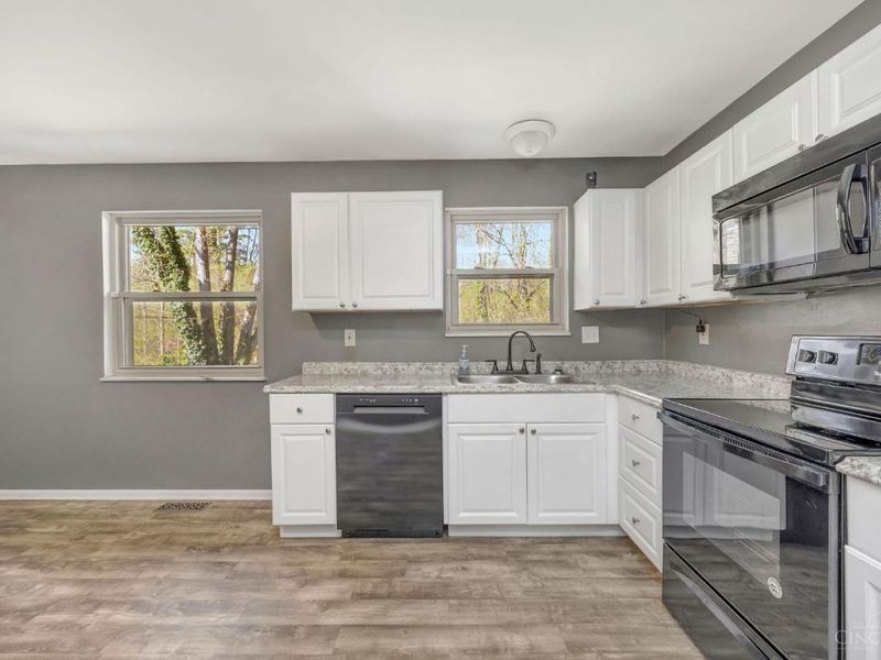 9125 Tag Drive, Springfield Twp., OH 45231 Photo 7