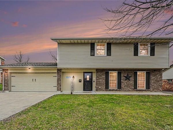 7372 Colegrove Drive, Huber Heights, OH 45424