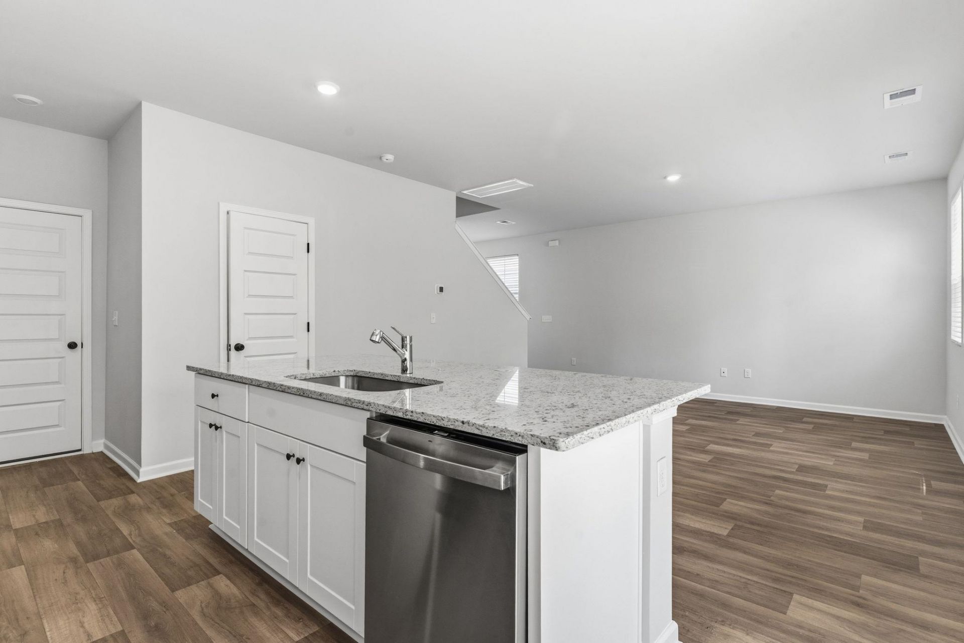 600 Southwind Way Photo 22