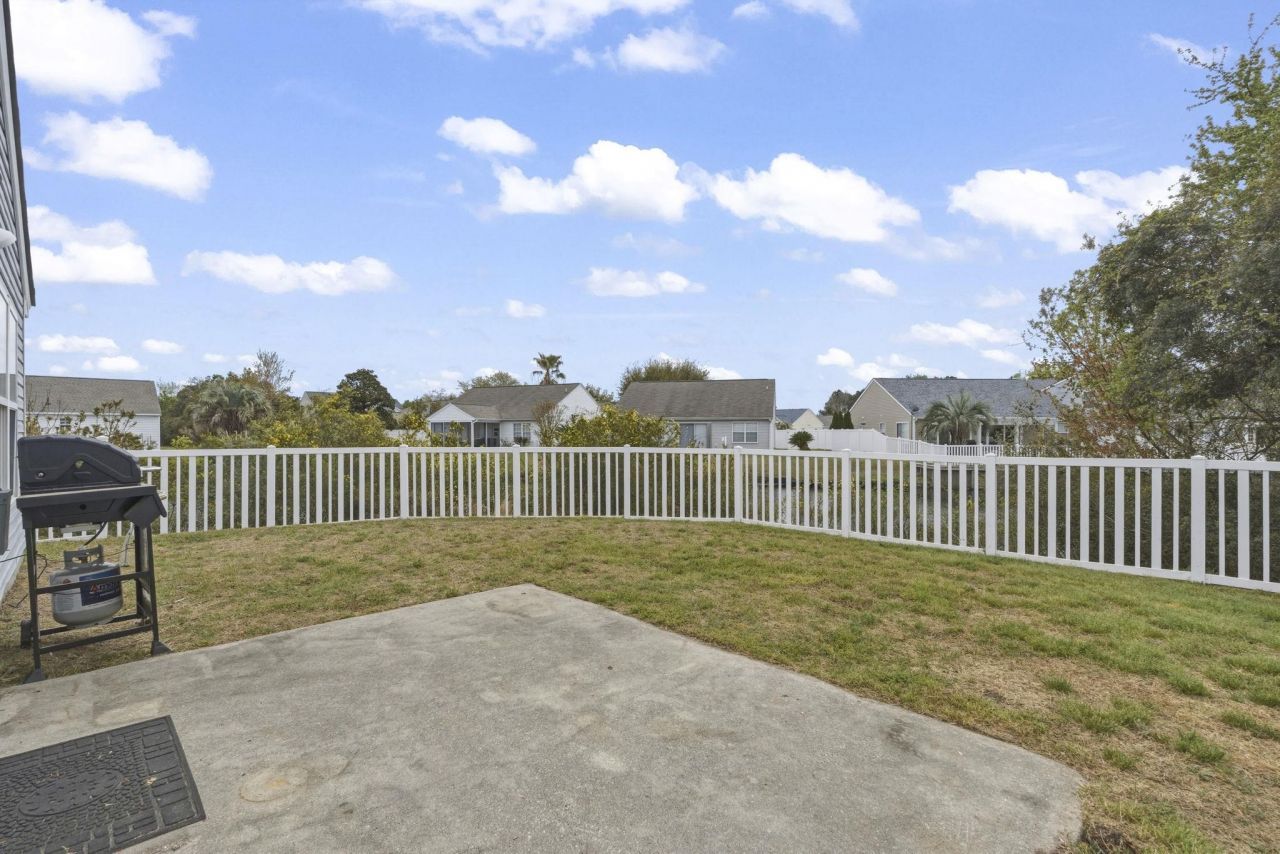 907 Silvercrest Dr.  Photo 20