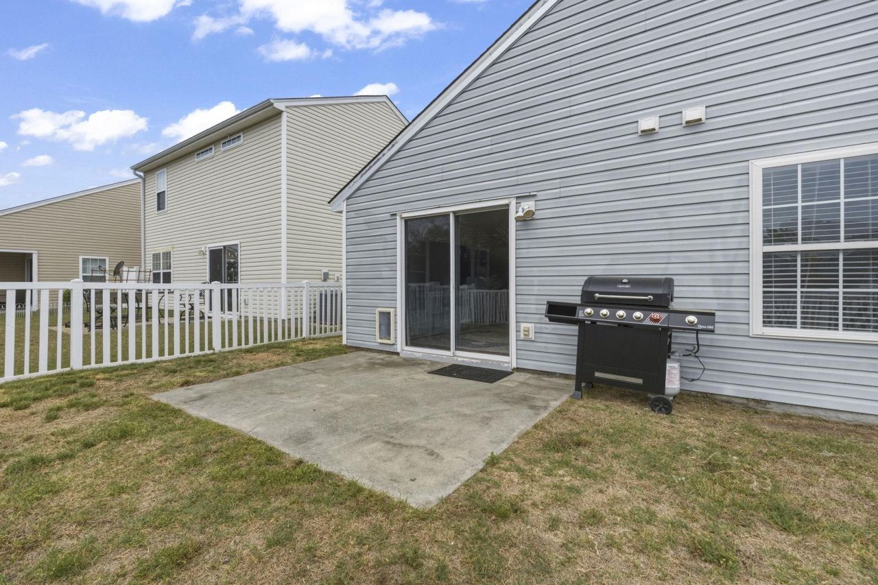 907 Silvercrest Dr.  Photo 21