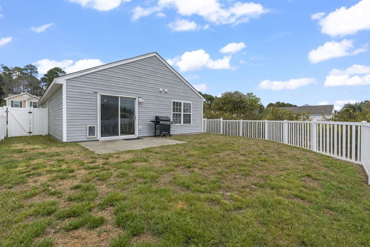 907 Silvercrest Dr.  Photo 22