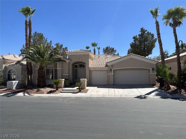 321 Angels Trace Court, Las Vegas, NV 89148