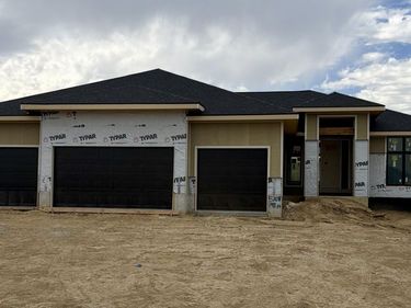 5708 N 195th Street , Elkhorn, NE 68022