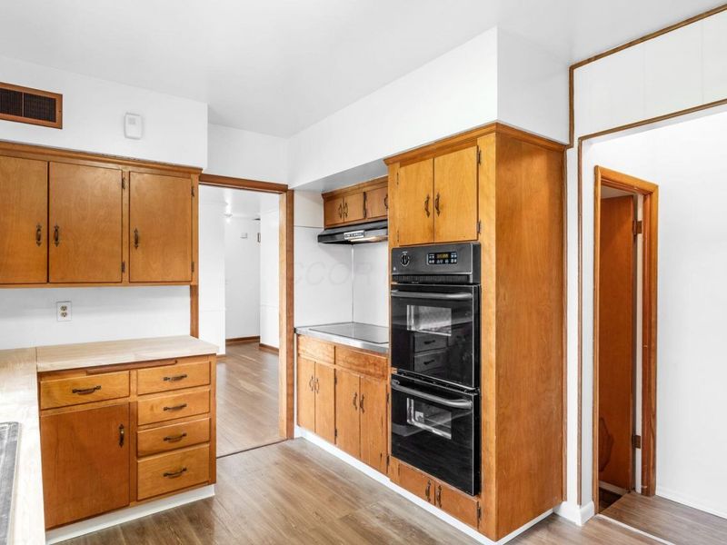 2740 Berwick Boulevard, Columbus, OH 43209 Photo 18