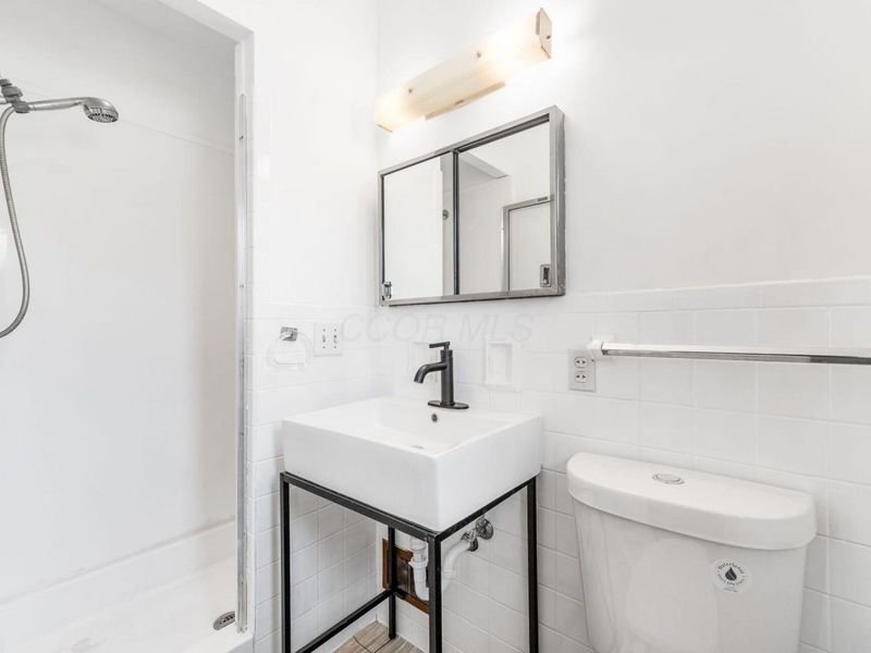 2740 Berwick Boulevard, Columbus, OH 43209 Photo 23