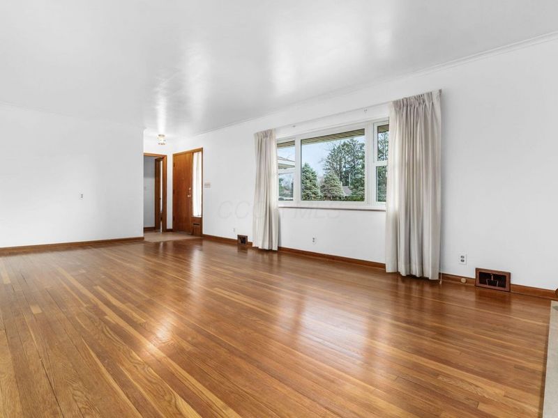 2740 Berwick Boulevard, Columbus, OH 43209 Photo 9