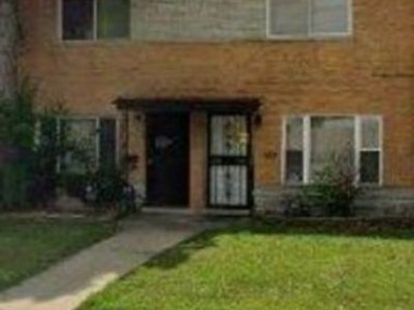 639 W 80th Street , Chicago, IL 60620