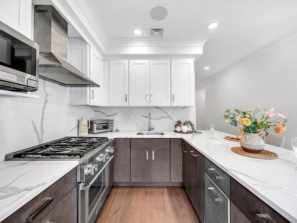 10 Sydney St, Unit 7, Boston, MA 02125