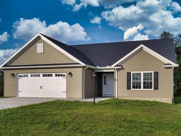 14 Hawk Station Drive, Fairmont, WV 26554