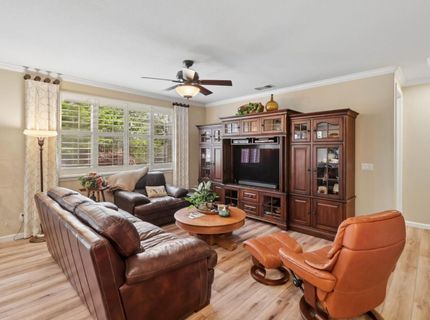 7560 Chatsworth Cir, Elk Grove, CA 95757 Photo