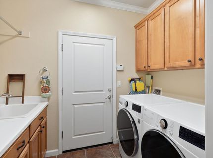 7560 Chatsworth Cir, Elk Grove, CA 95757 Photo