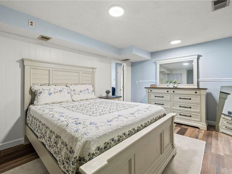 215 Lindell Drive, Germantown, OH 45327 Photo 12